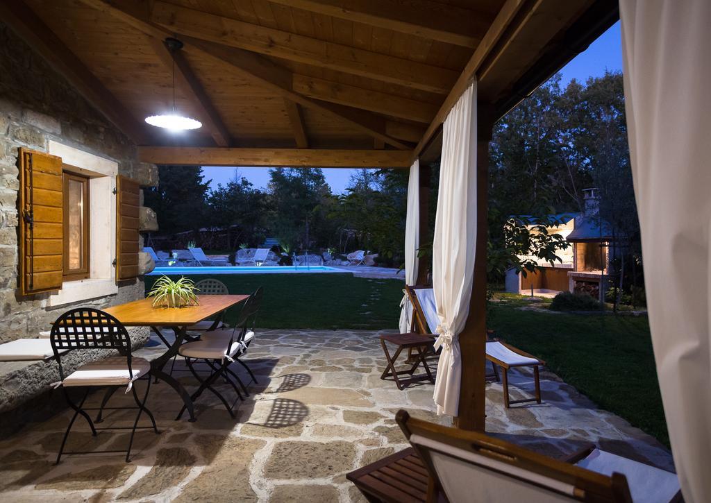 Holiday Home Casa Dei Farfui Momjan エクステリア 写真